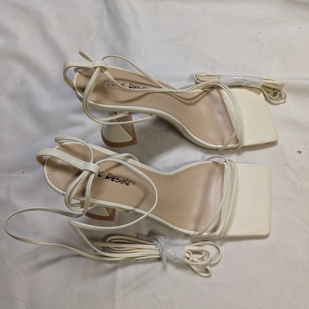 Women Shoes Size 7.5